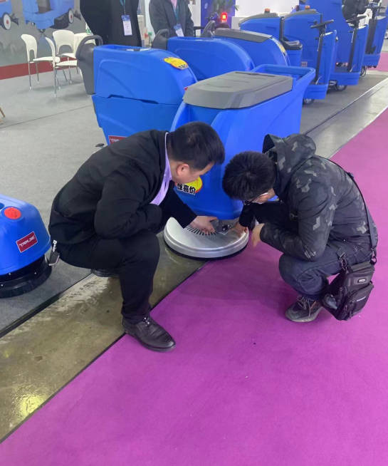 台湾小型电动洗地机是否适合用于环卫保洁