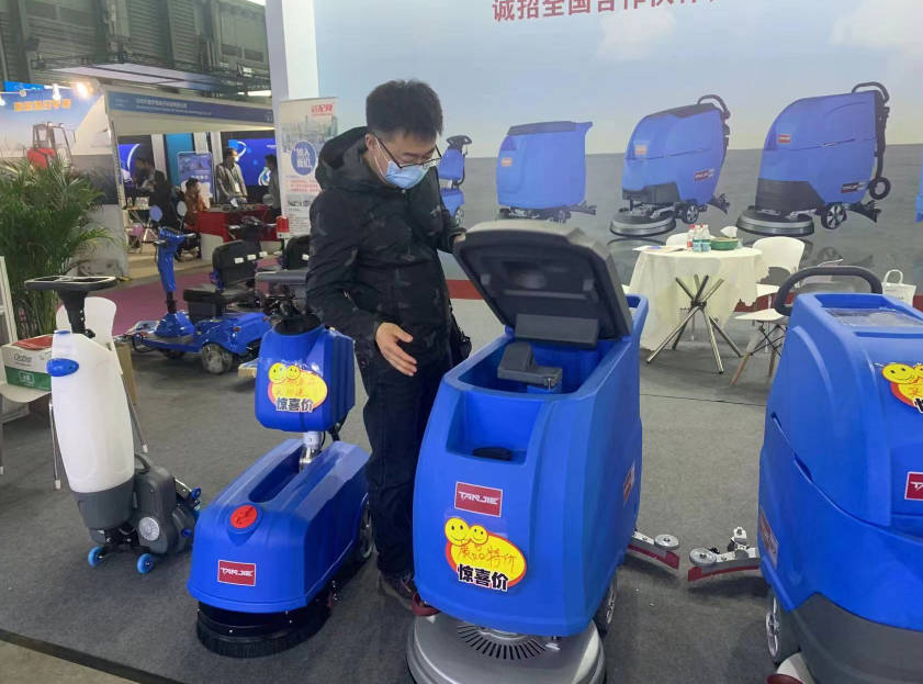 台湾坦洁洗地机公司致力于电动洗地机的生产、销售和服务百家
